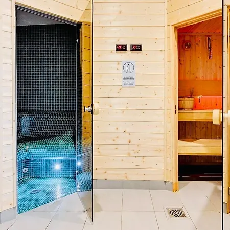 Gdn Center- Brique - Pool, Sauna, Jacuzzi, Gym