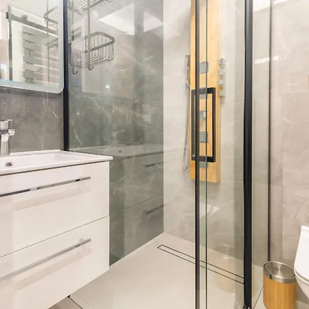 Gdn Center- Brique - Pool, Sauna, Jacuzzi, Gym Gdansk